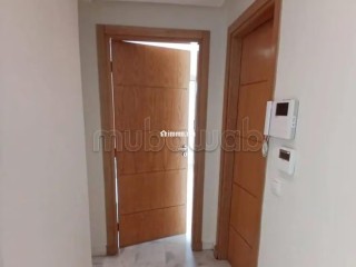 Louez cet appartement à El Manar El Hank. 2 grandes pièces. Bien meublé - Appartement à louer - Casablanca