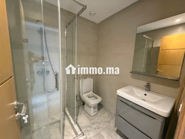 louez-cet-appartement-a-el-manar-el-hank-2-grandes-pieces-bien-meuble-big-3