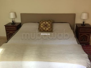 Louez cet appartement à Racine. 3 grandes pièces. Meublé - Appartement à louer - Casablanca