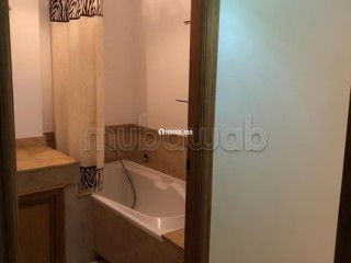 Louez cet appartement à Racine. 3 grandes pièces. Meublé - Appartement à louer - Casablanca