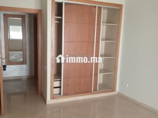 Agdal - Appart avec une grande cour - Appartement à louer - Rabat