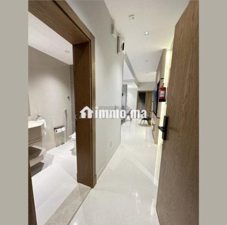 studio-equipe-centre-casablanca-court-sejour-big-5