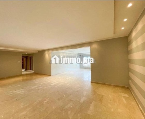 bel-appartement-hd-a-ferme-bretonne-big-8