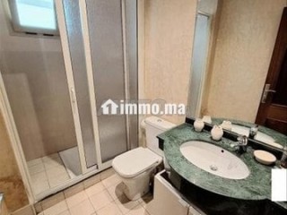 RACINE STUDIO MEUBLÉ AVEC GRANDE TERRASSE A LOUER - Appartement à louer - Casablanca