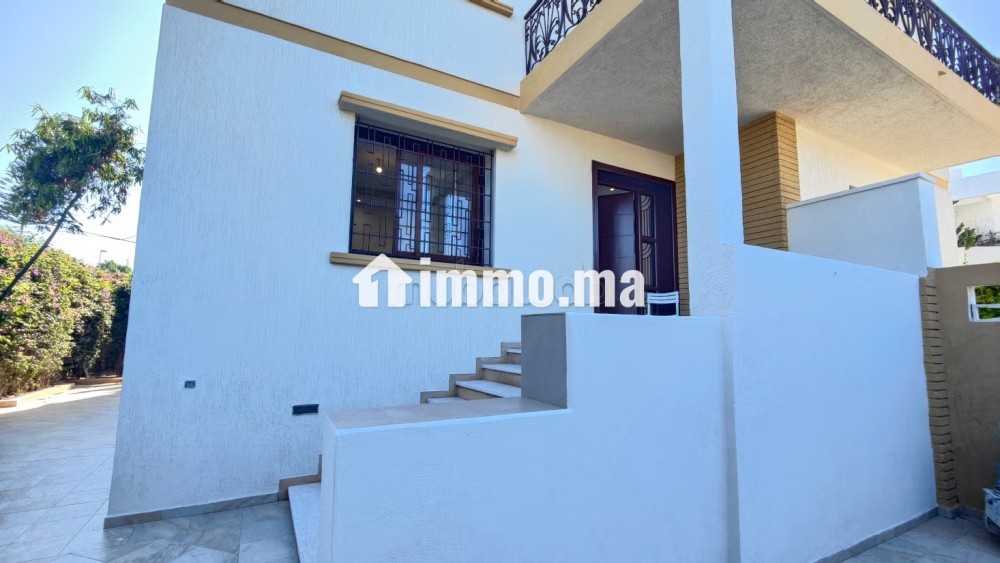 RDC villa 3 chambres salon - Location Immobilier - Casablanca - photo 6