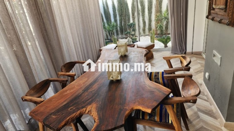 a-louer-bijoux-studio-rez-jardin-cfc-moderne-big-15