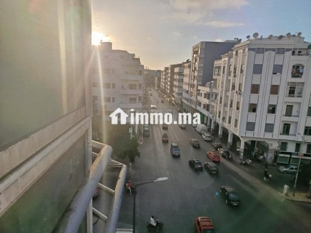 un-tres-joli-appartement-vide-a-loue-big-8
