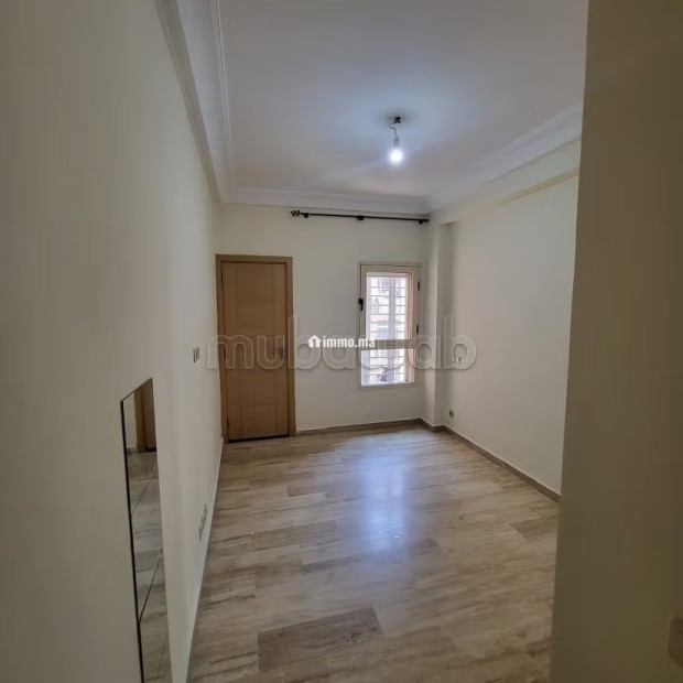 Appartement de 3 chambres à résidence les champs - Location Immobilier - Casablanca - photo 2