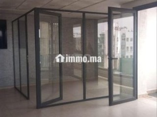 Prés de clinique akdital panorama à louer - Bureau à louer - Casablanca