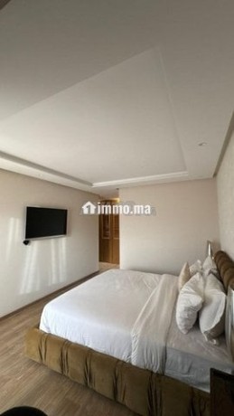 charming-apprt-meuble-hay-riad-big-8