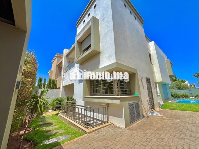 Villa de 500 m² à Casablanca - Location Immobilier - Casablanca - photo 1