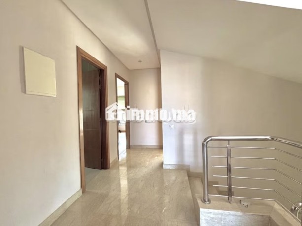 villa-de-500-m2-a-casablanca-big-19