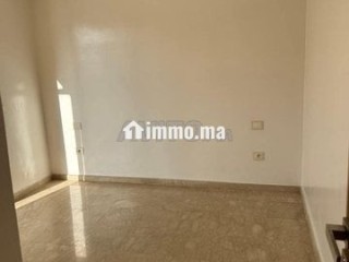 Appartement à louer vide à rond-point la Gironde - Appartement à louer - Casablanca