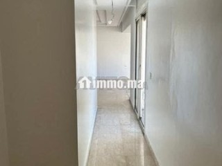 Appartement à louer vide à rond-point la Gironde - Appartement à louer - Casablanca