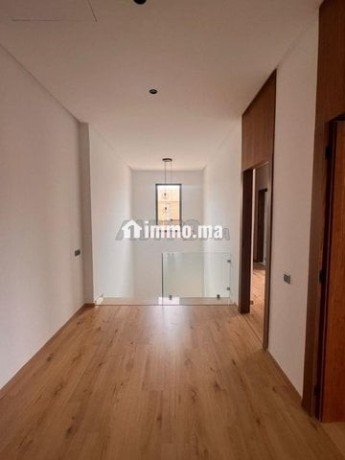 vente-villa-8-pieces-de-507-m2-a-marrakech-big-8