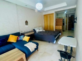 un-studio-meuble-avec-balcon-sur-hassan