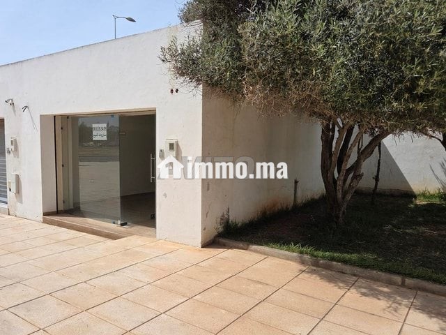 Sarout d'un joli magasin à vendre - Vente Immobilier - Sale - photo 1