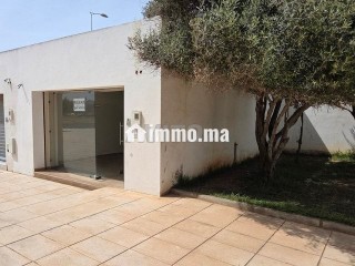 sarout-dun-joli-magasin-a-vendre