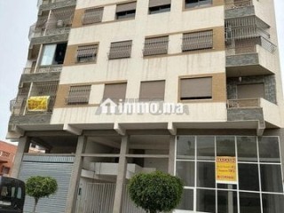 Magasin commercial titré 137 m2 avec soupente - Local commercial à vendre - Casablanca