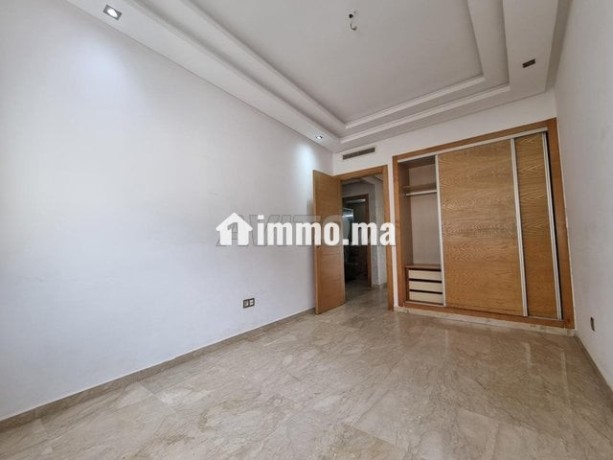 appartement-de-2-ch-a-louer-sur-beausejour-big-8