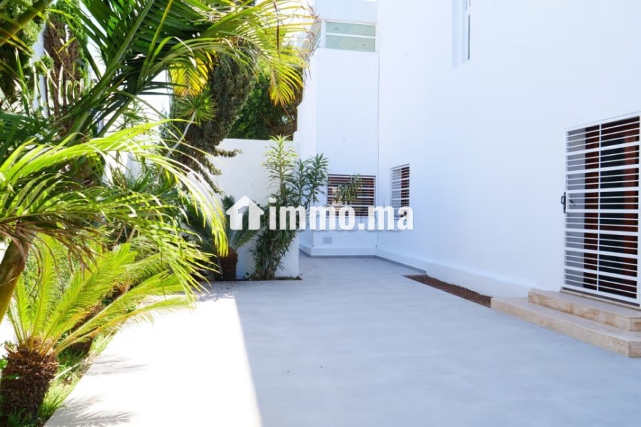 Rare Villa rénovée à Ain Diab - Location Immobilier - Casablanca - photo 7