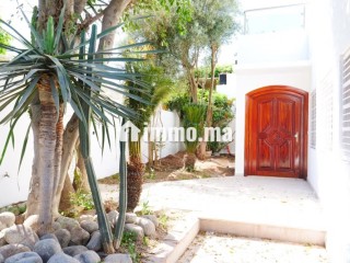 Rare Villa rénovée à Ain Diab - Villa à louer - Casablanca