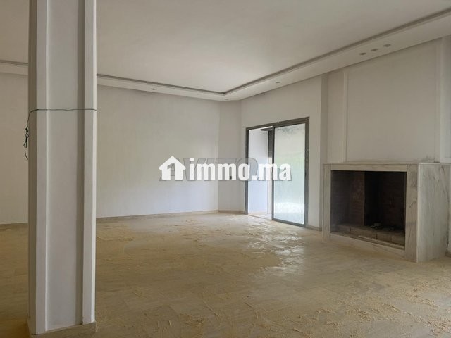 Route zaers villa de 2000 m2 - Location Immobilier - Rabat - photo 1