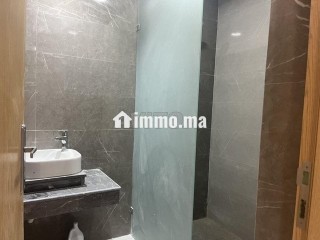 Route zaers villa de 2000 m2 - Villa à louer - Rabat