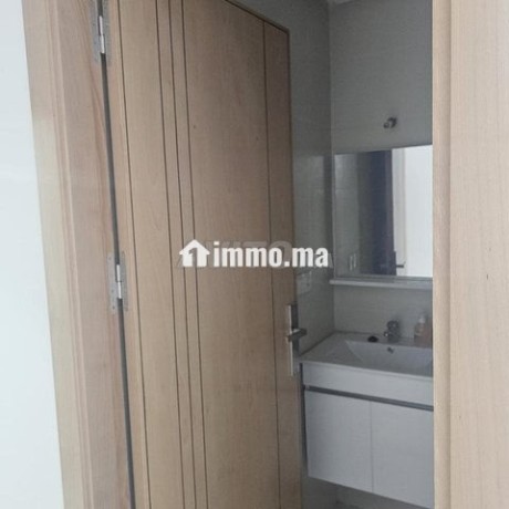 plateau-bureau-neuf-a-louer-big-5