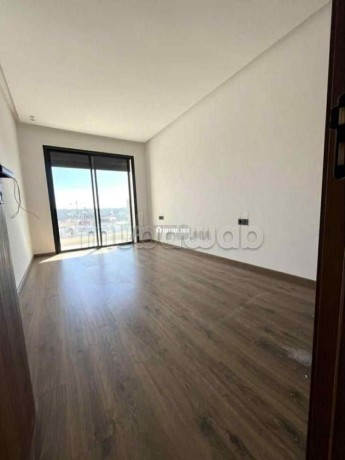 studio-vide-moderne-big-4