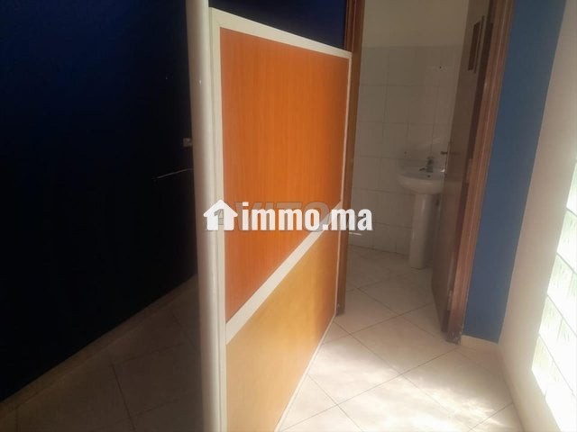 Plateau 1open 3p 85m2 a louer rue d'agadir - Location Immobilier - Casablanca - photo 3