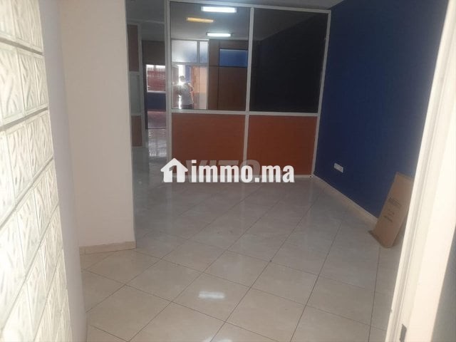 Plateau 1open 3p 85m2 a louer rue d'agadir - Location Immobilier - Casablanca - photo 7