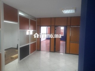 Plateau 1open 3p 85m2 a louer rue d'agadir - Bureau à louer - Casablanca