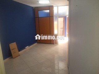 Plateau 1open 3p 85m2 a louer rue d'agadir - Bureau à louer - Casablanca