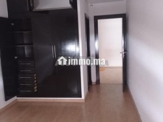 À louer – Appartement avec Balcon vide sur Agdal. - Appartement à louer - Rabat