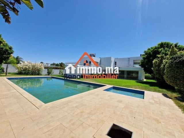Villa à louer sur SOUISSI - Location Immobilier - Rabat - photo 1