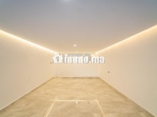 Magasin N°4 angle de 106m² à vendre à Casablanca - Local commercial à vendre - Casablanca