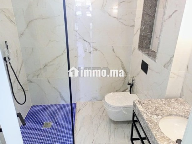 location-appartement-de-94-m2-a-casablanca-big-6