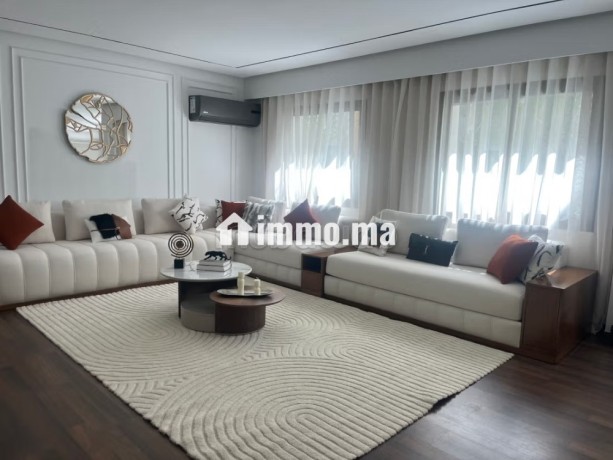 superbe-appartement-a-louer-a-racine-2-chambres-au-calme-meuble-moderne-big-6