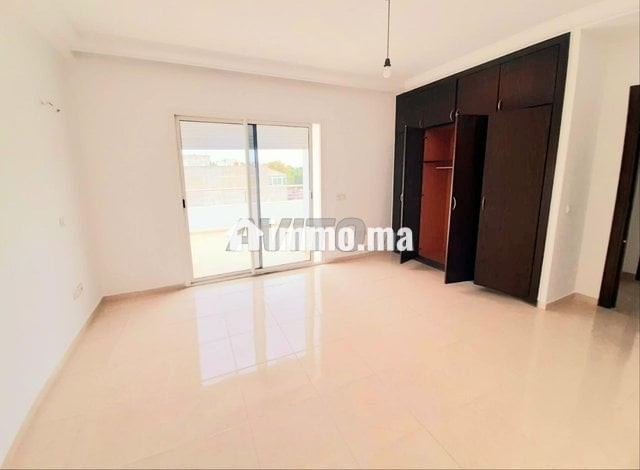 Appratem ensoleillé avec Terrasse sur AgdaL - Location Immobilier - Rabat - photo 2