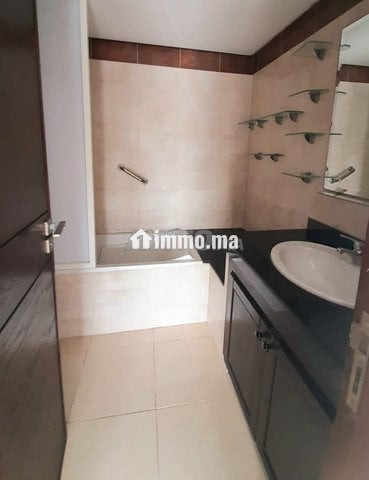 Appratem ensoleillé avec Terrasse sur AgdaL - Location Immobilier - Rabat - photo 7