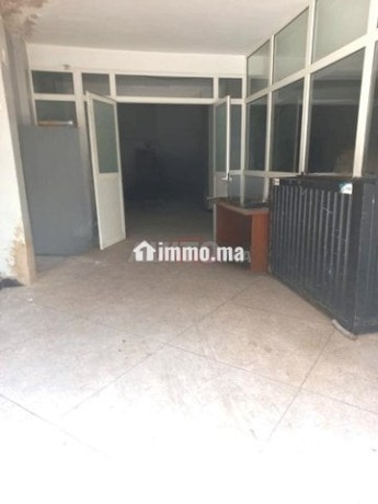 vente-local-de-160-m2-a-casablanca-big-0