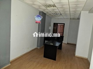 bureau-de-80m2-a-vendre-au-quartier-administratif