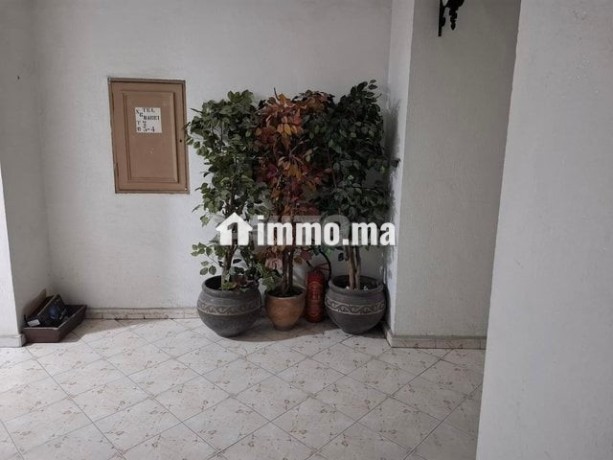 bureau-de-80m2-a-vendre-au-quartier-administratif-big-9