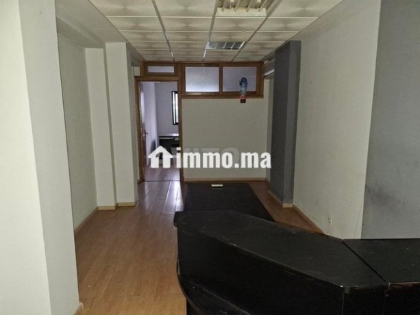 bureau-de-80m2-a-vendre-au-quartier-administratif-big-1