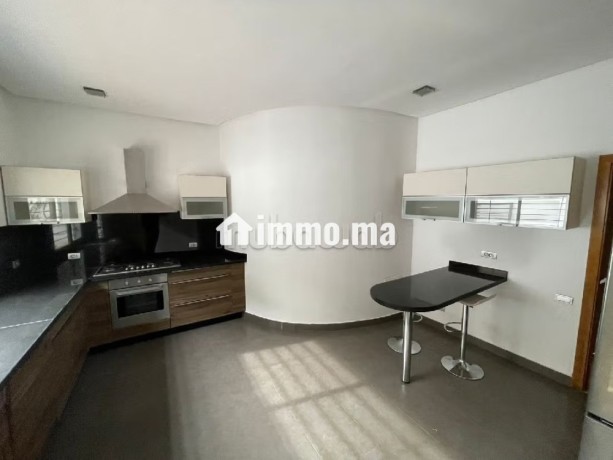 location-villa-vide-ain-diab-casablanca-big-10