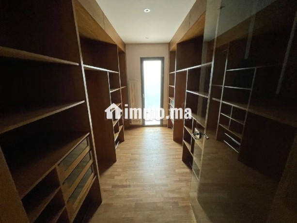 location-villa-vide-ain-diab-casablanca-big-8