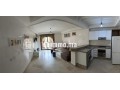 studio-avec-salle-de-sport-small-0