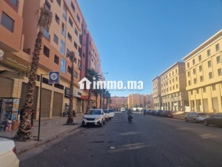 Propriété à louer à Hay Mabrouka. Surface totale 72 m². Porte sécurisée - Maison à louer