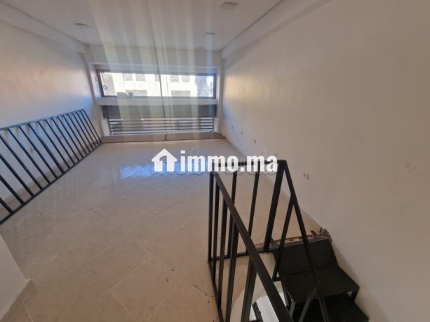 propriete-a-louer-a-hay-mabrouka-surface-totale-72-m2-porte-securisee-big-2